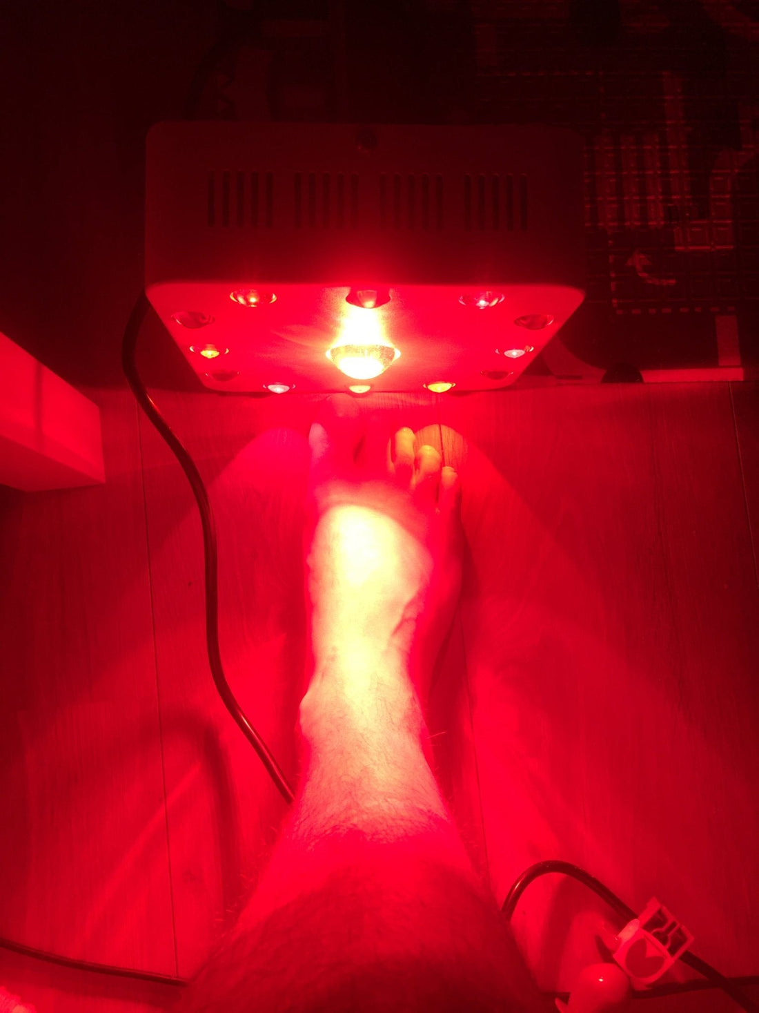 Pain pills or red light photobiomodulation? - Home Light Therapy